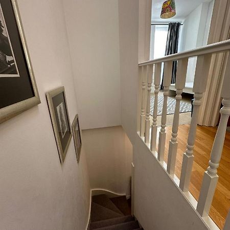 Appartamento Two Br Flat 5 Mins Walk From London Eye G96 Esterno foto