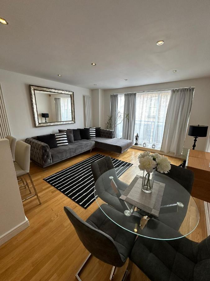 Appartamento Two Br Flat 5 Mins Walk From London Eye G96 Esterno foto